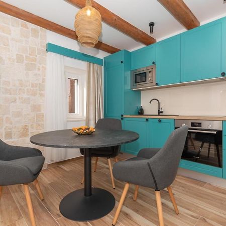 Ivka Makarska - Modern And Luxurious Oldtown Apartament 외부 사진