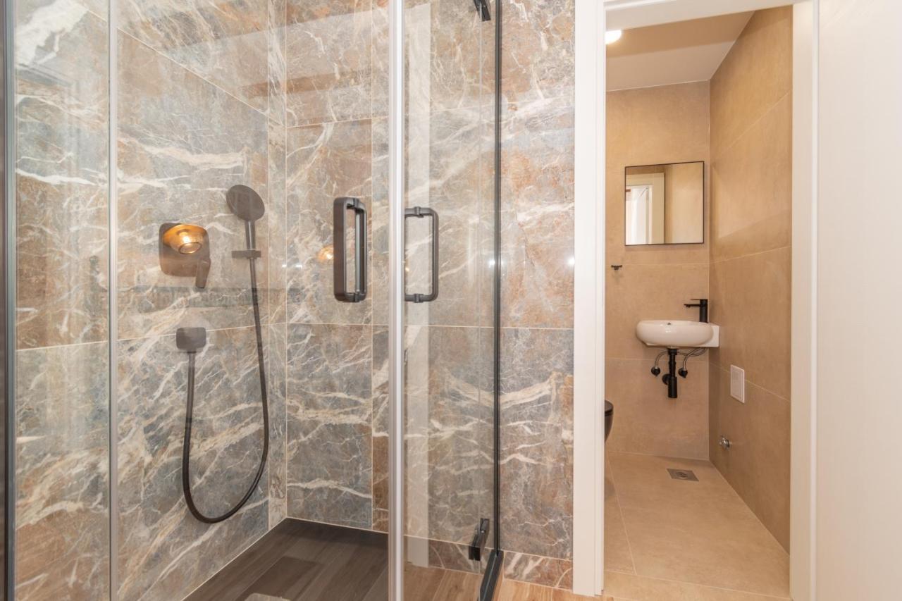 Ivka Makarska - Modern And Luxurious Oldtown Apartament 외부 사진