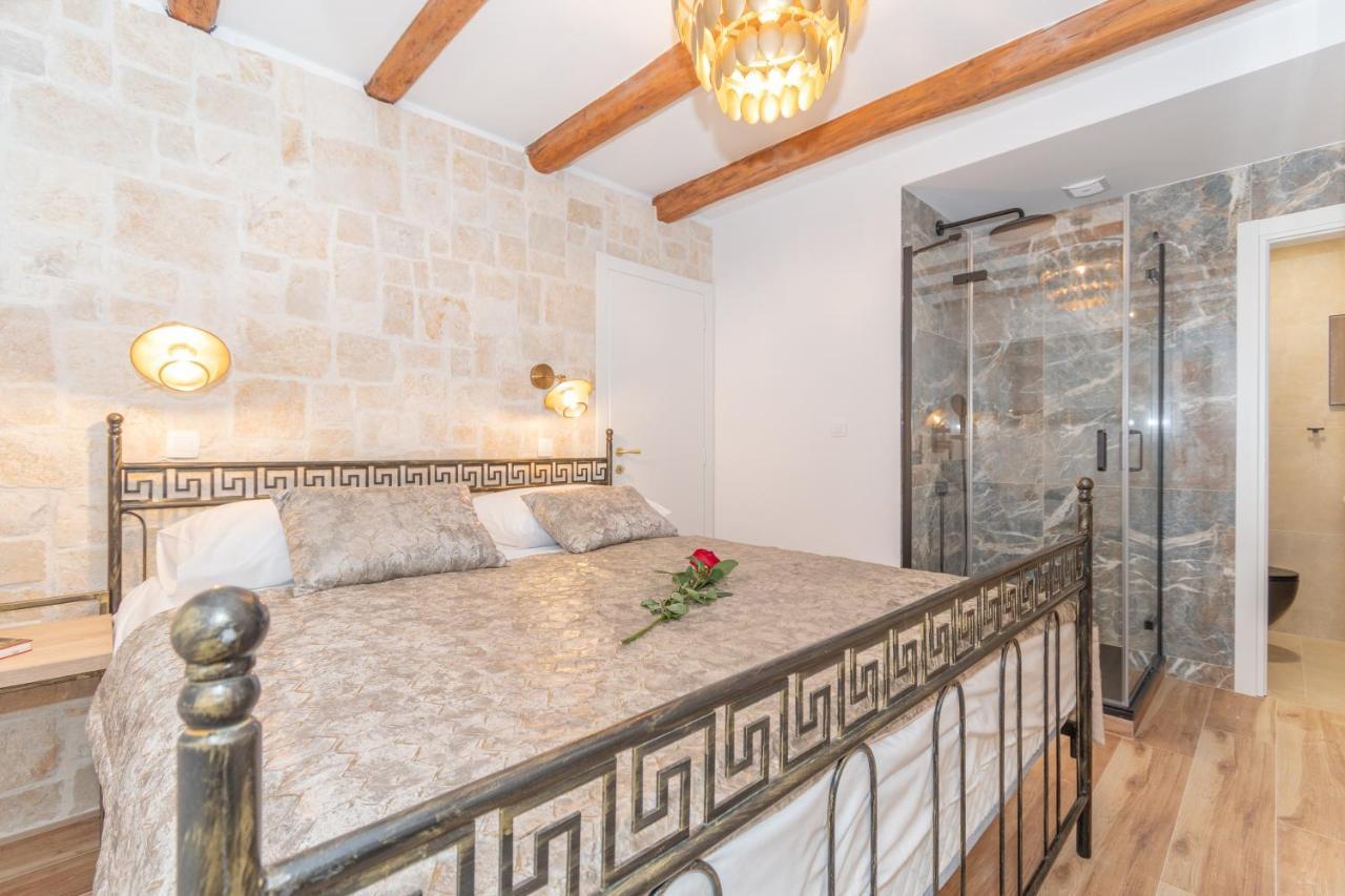 Ivka Makarska - Modern And Luxurious Oldtown Apartament 외부 사진